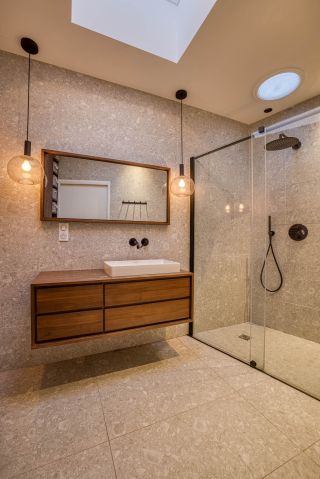 house 10 Rooms for sale on ANNECY LE VIEUX (74940)