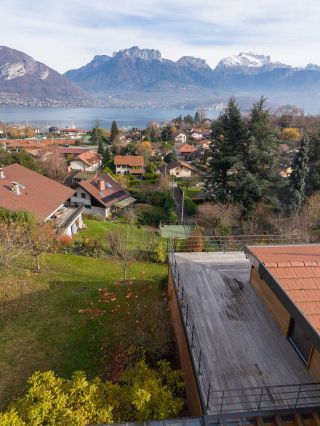 house 7 Rooms for sale on SEVRIER (74320)