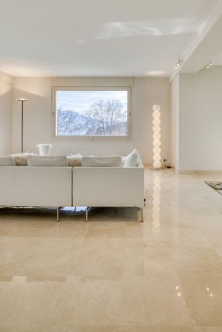 apartment 5 Rooms for sale on ANNECY (74000)