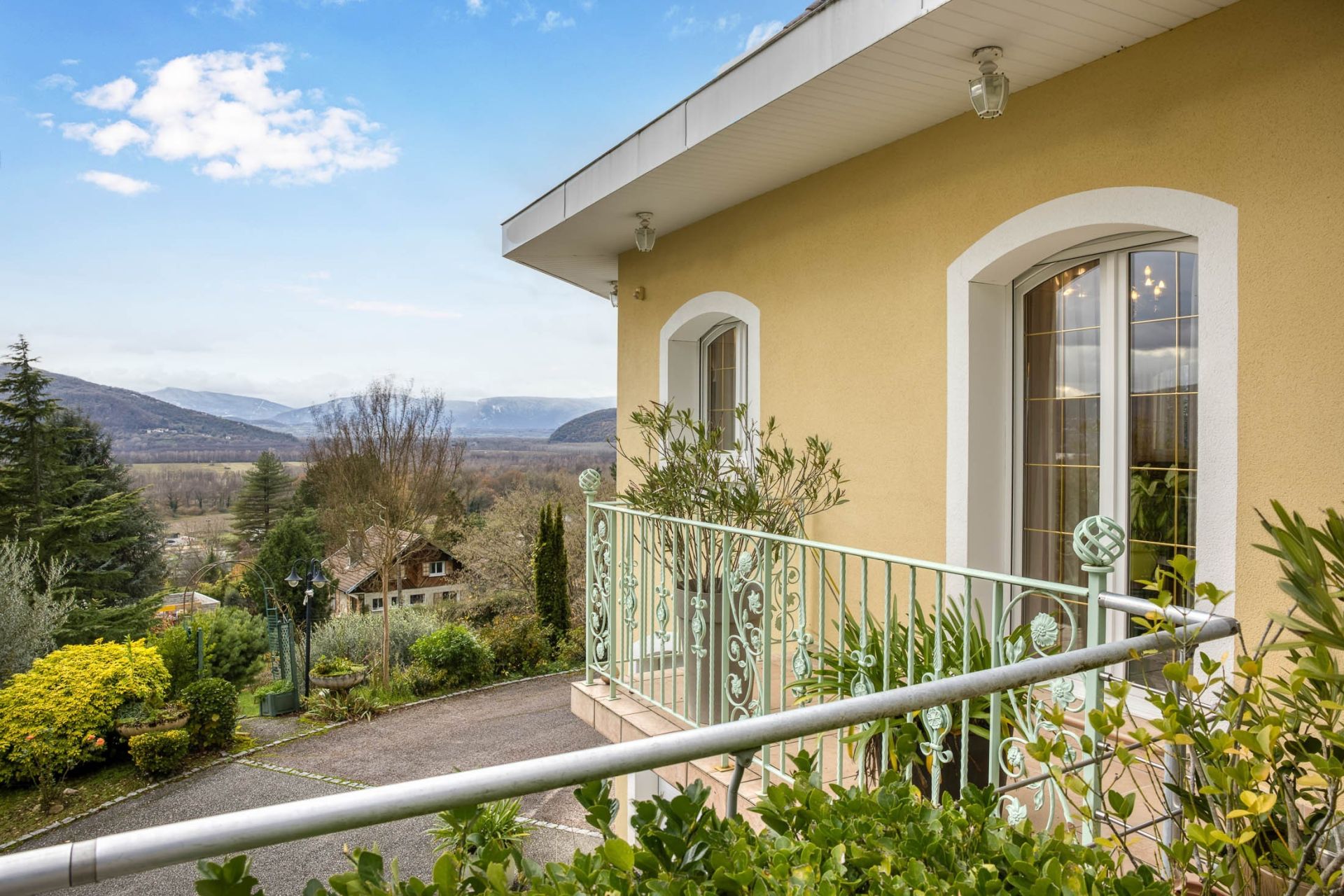 maison 13 Pièces en vente sur CHINDRIEUX (73310)