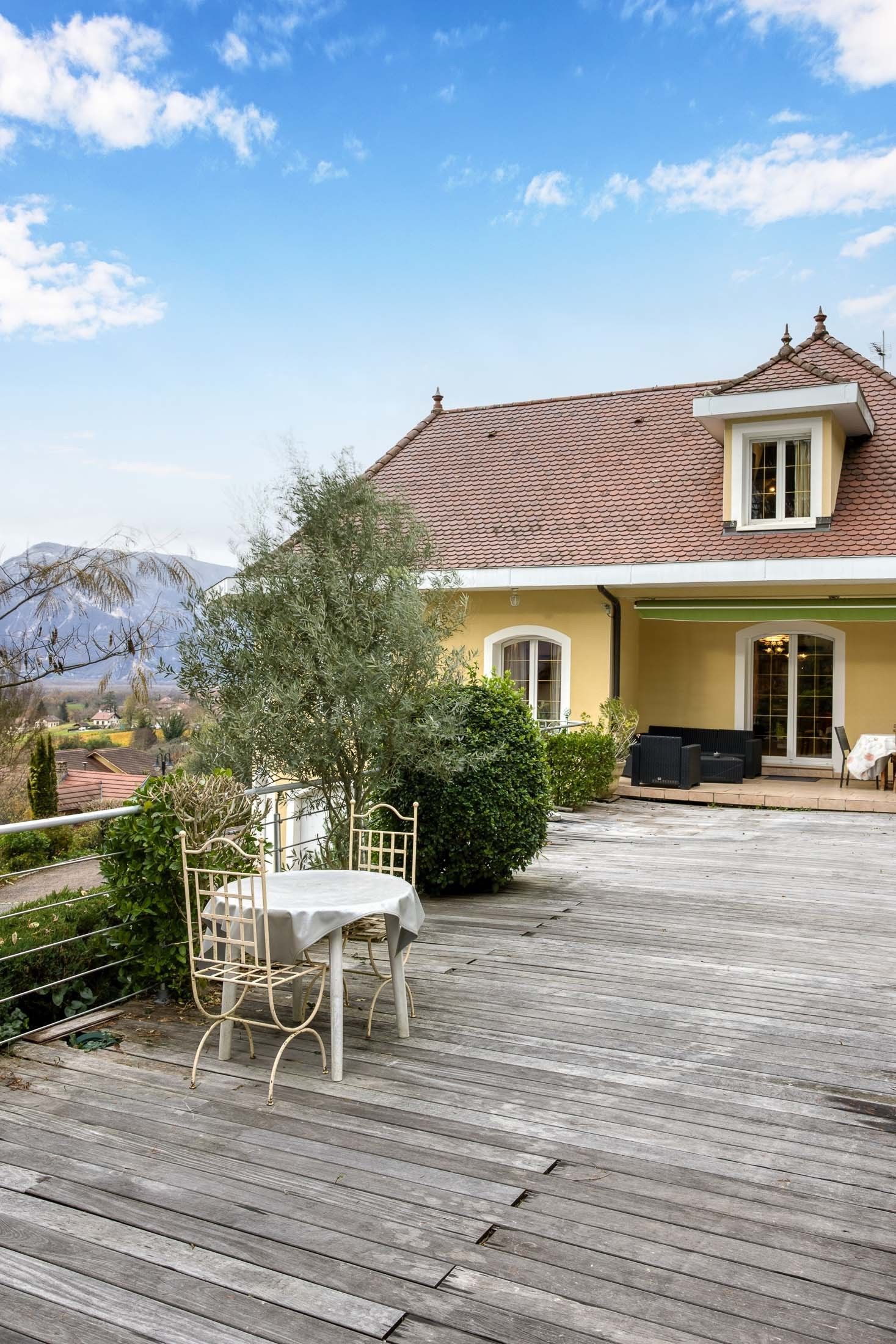 maison 13 Pièces en vente sur CHINDRIEUX (73310)