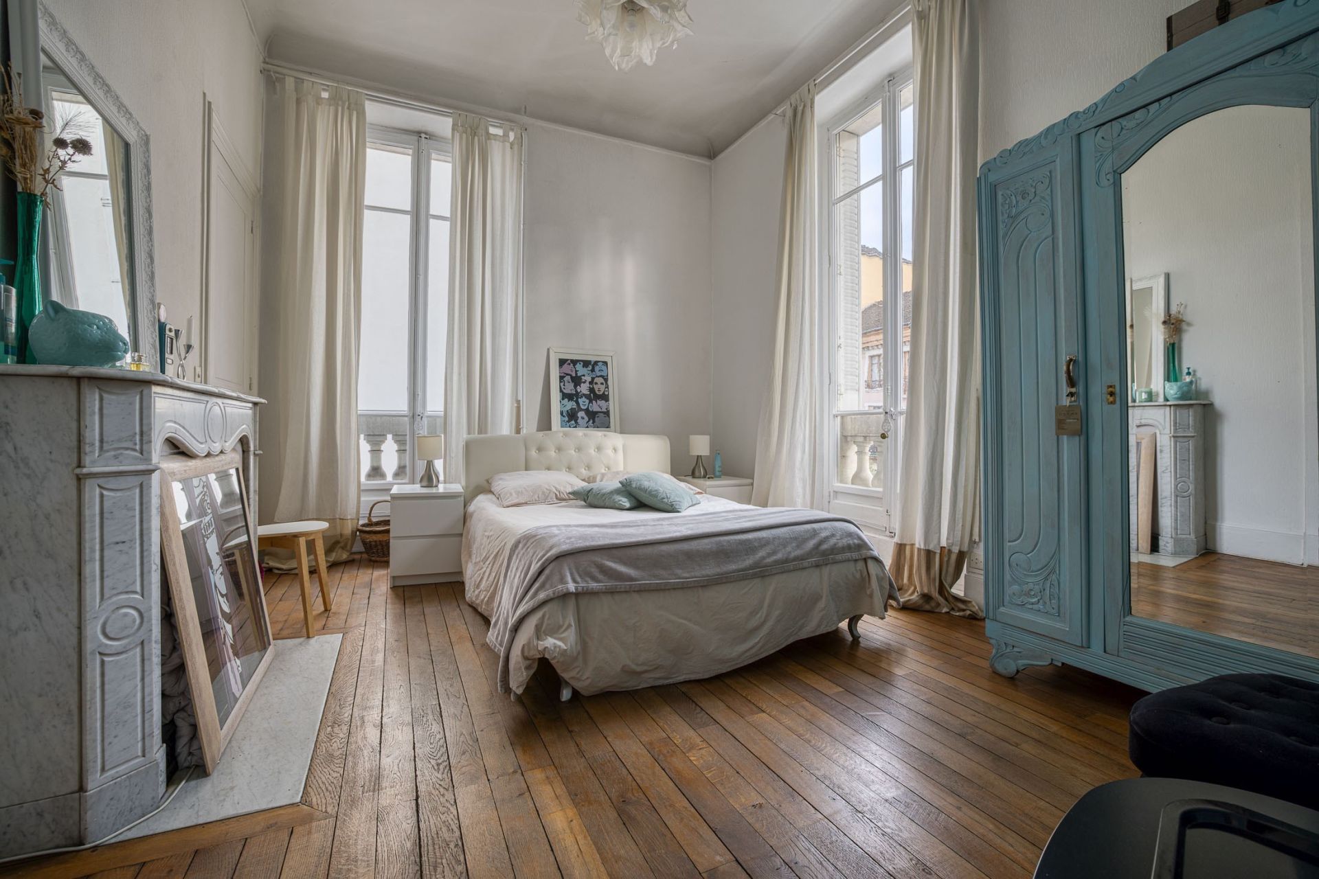 apartment 6 Rooms for sale on AIX LES BAINS (73100)