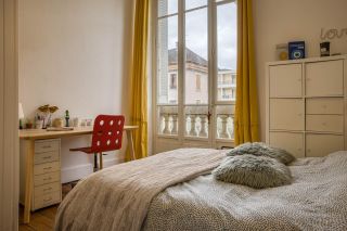 apartment 6 Rooms for sale on AIX LES BAINS (73100)