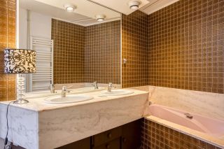 apartment 6 Rooms for sale on AIX LES BAINS (73100)