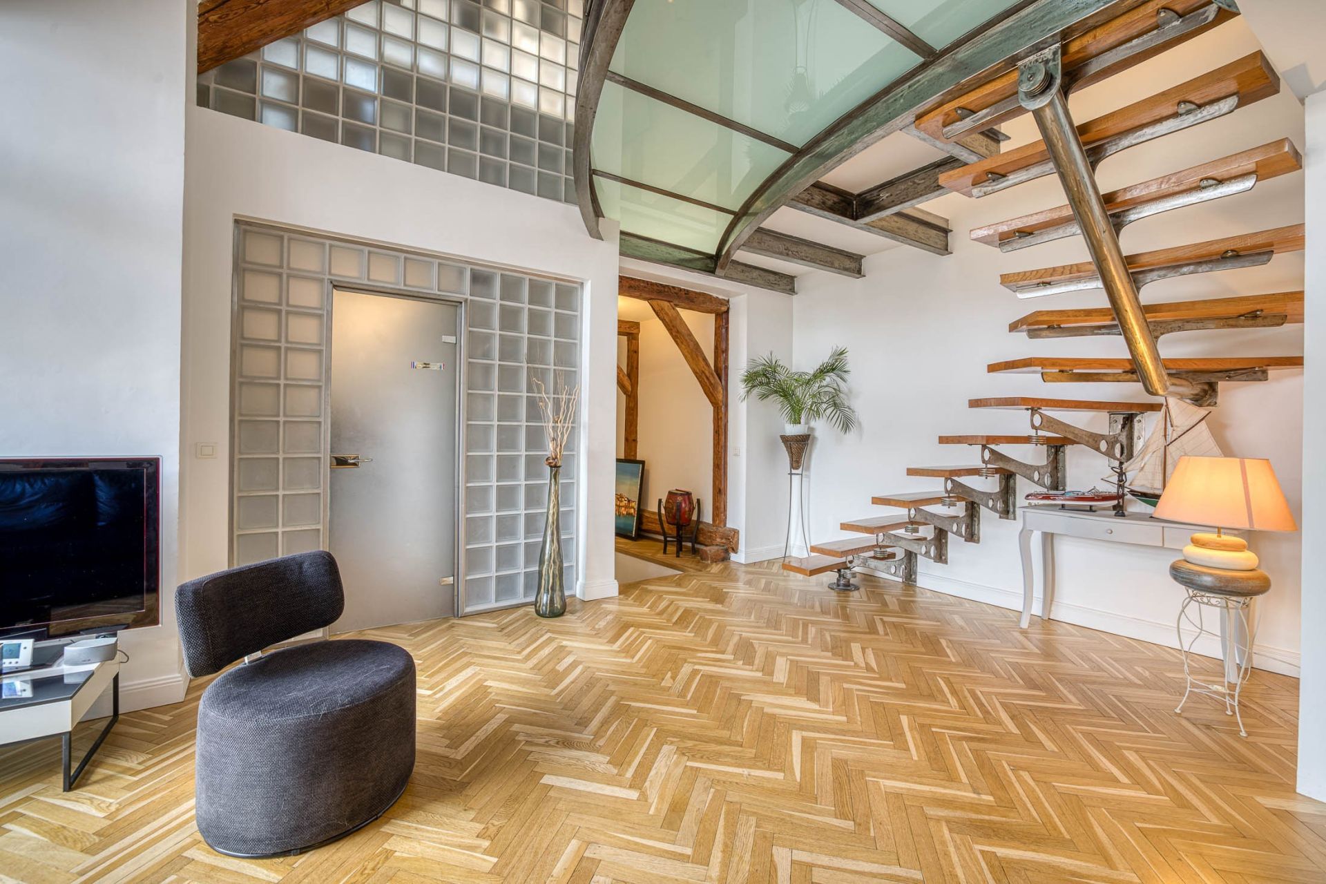 apartment 5 Rooms for sale on ANNECY LE VIEUX (74940)