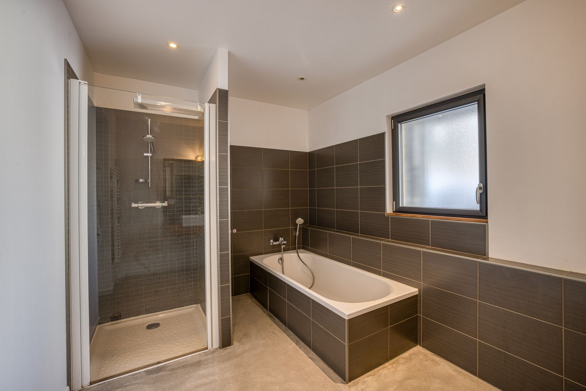 house 5 Rooms for sale on TALLOIRES MONTMIN (74210)