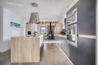 house 5 Rooms for sale on TALLOIRES MONTMIN (74210)