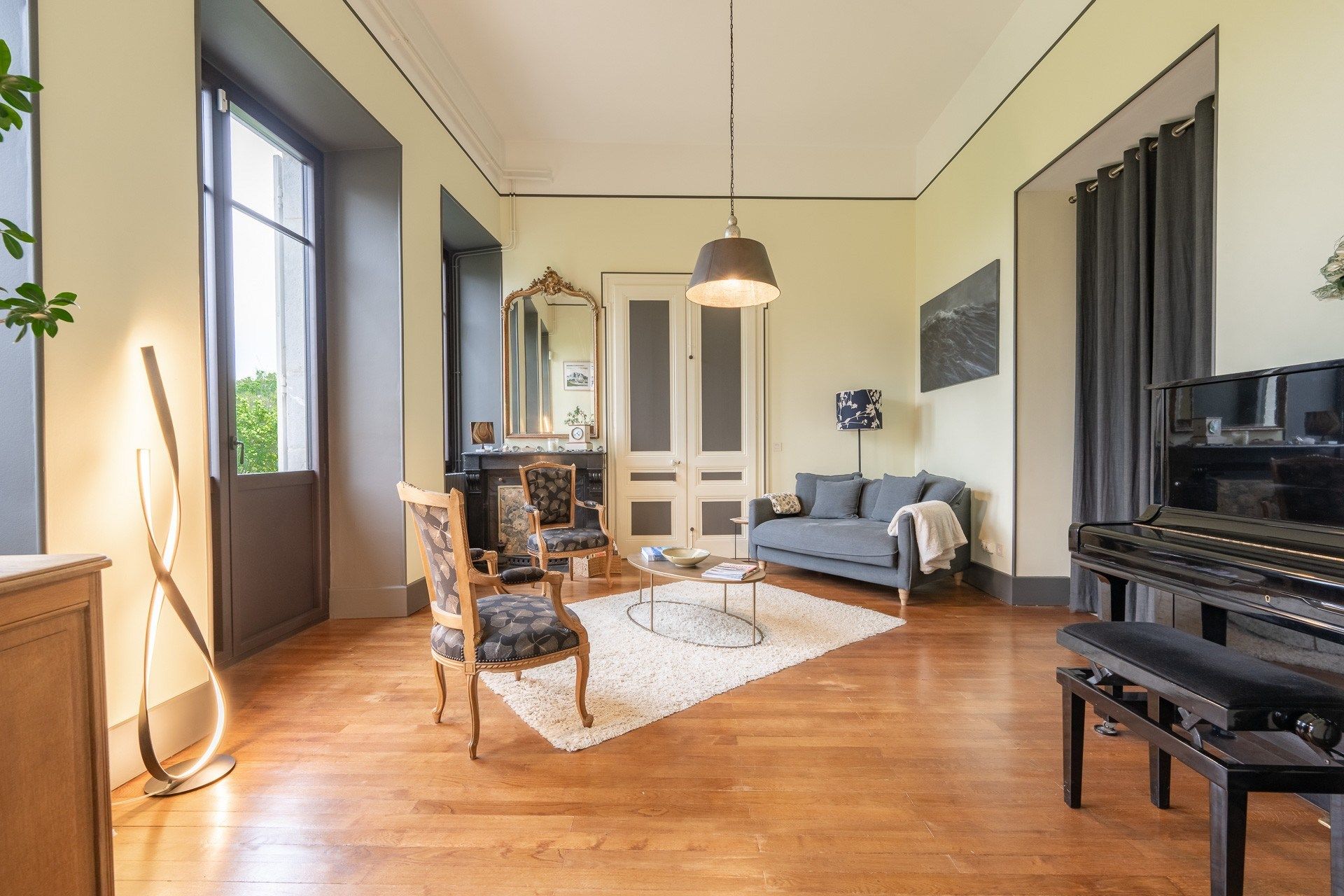 castle 13 Rooms for sale on APREMONT (73190)