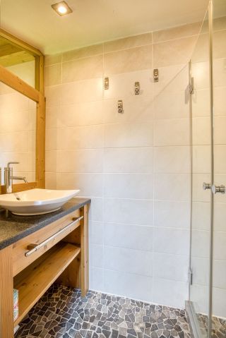 apartment 5 Rooms for sale on LA CLUSAZ (74220)