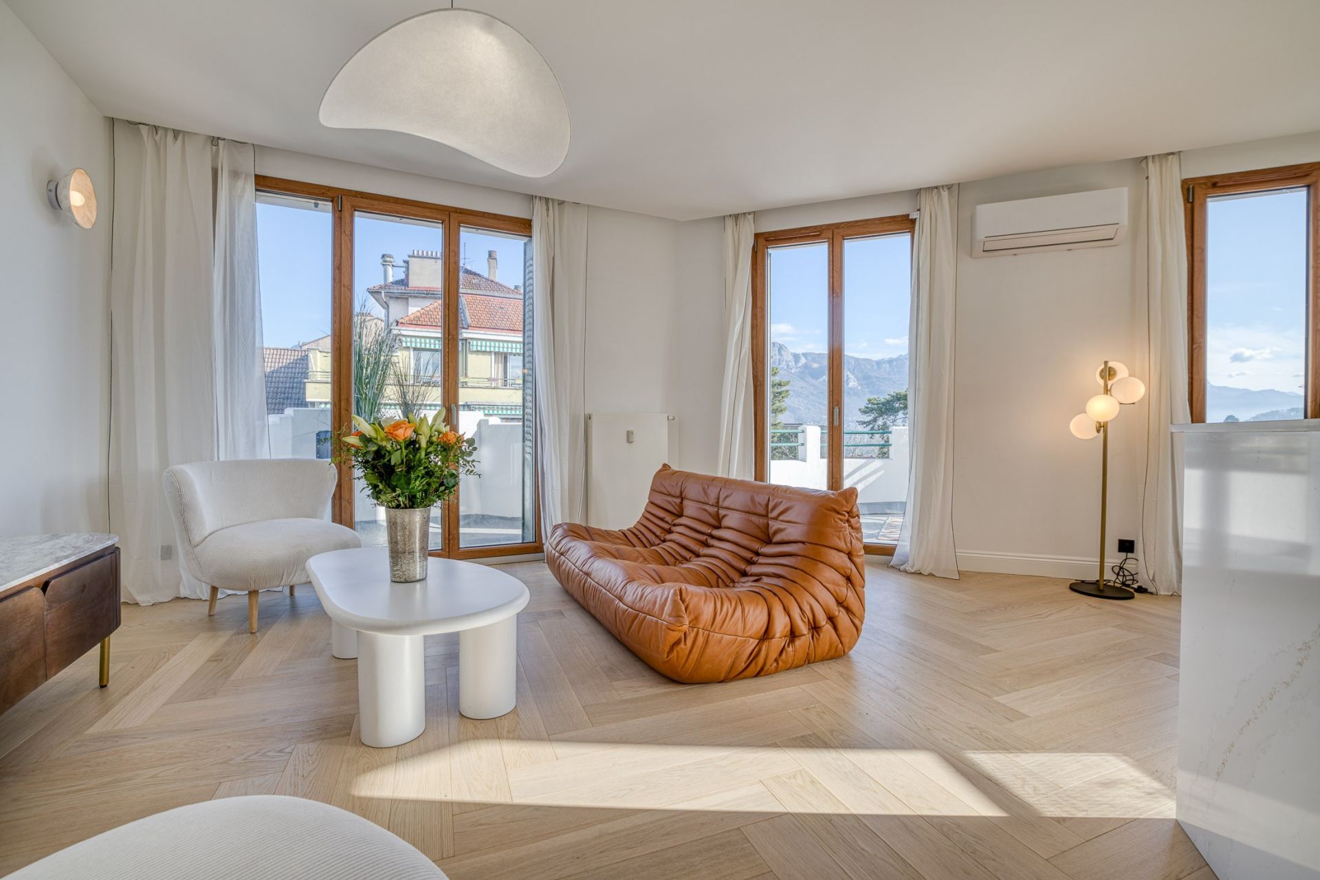 apartment 3 Rooms for sale on ANNECY (74000)