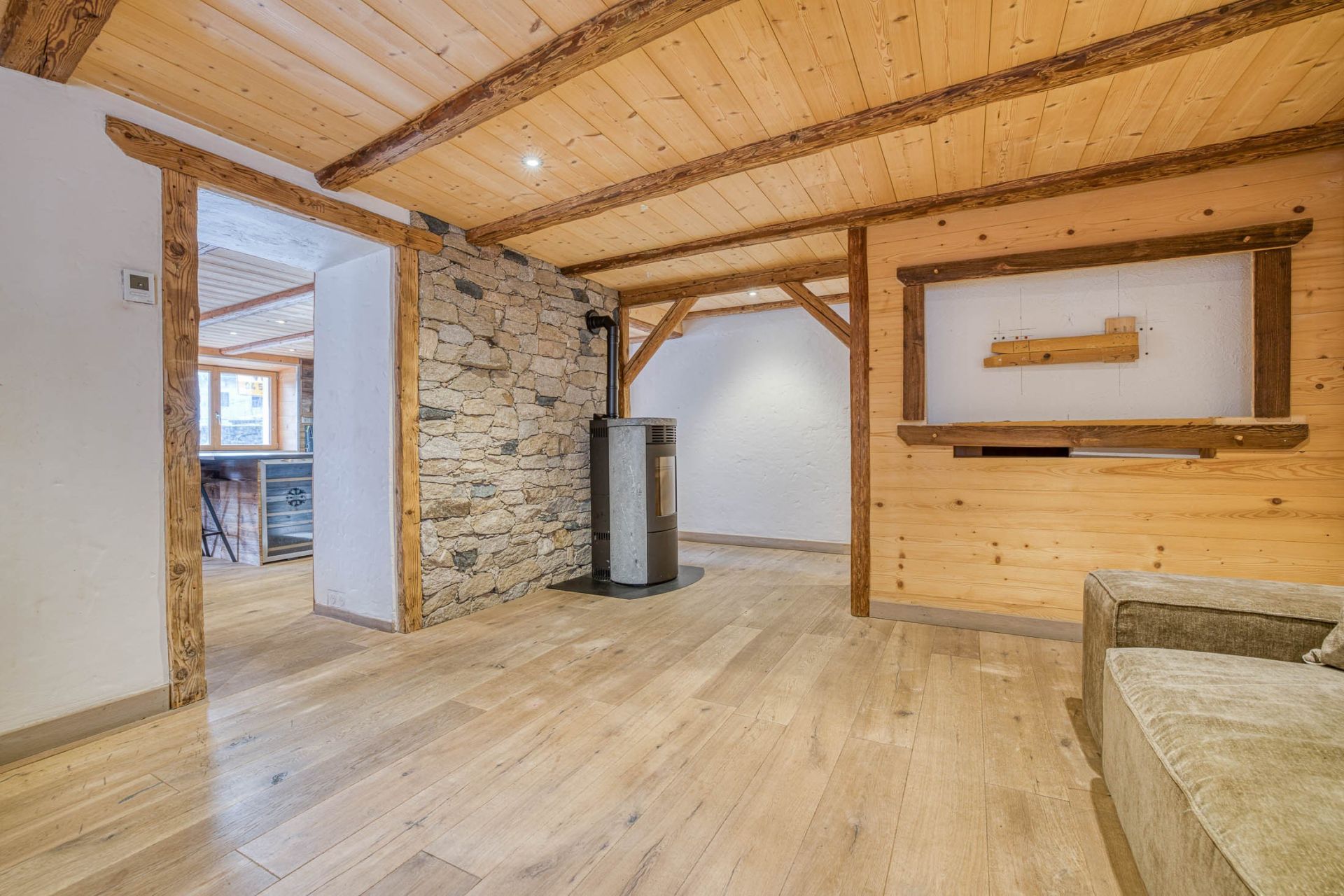 appartement 5 Pièces en vente sur DOUSSARD (74210)