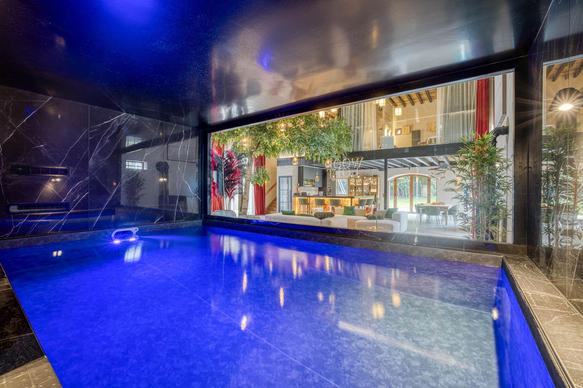 maison 8 Pièces en vente sur SEVRIER (74320)