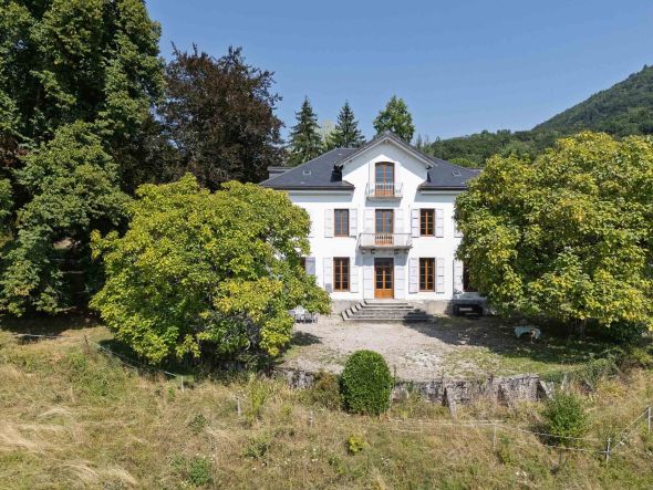 Vente Maison Annecy-le-Vieux 12&nbsp;Pièces 388&nbsp;m²
