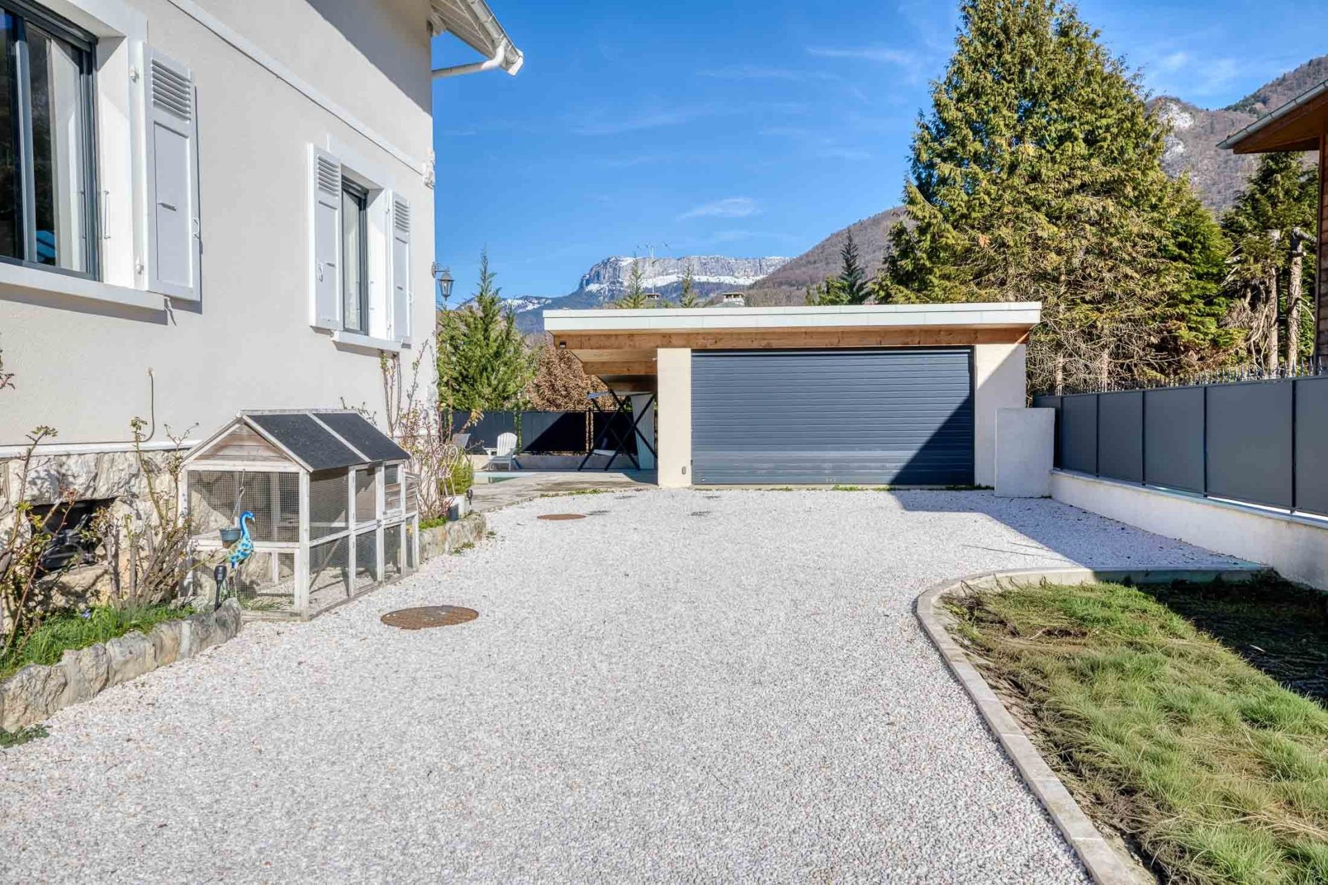 house 9 Rooms for sale on ANNECY (74000)