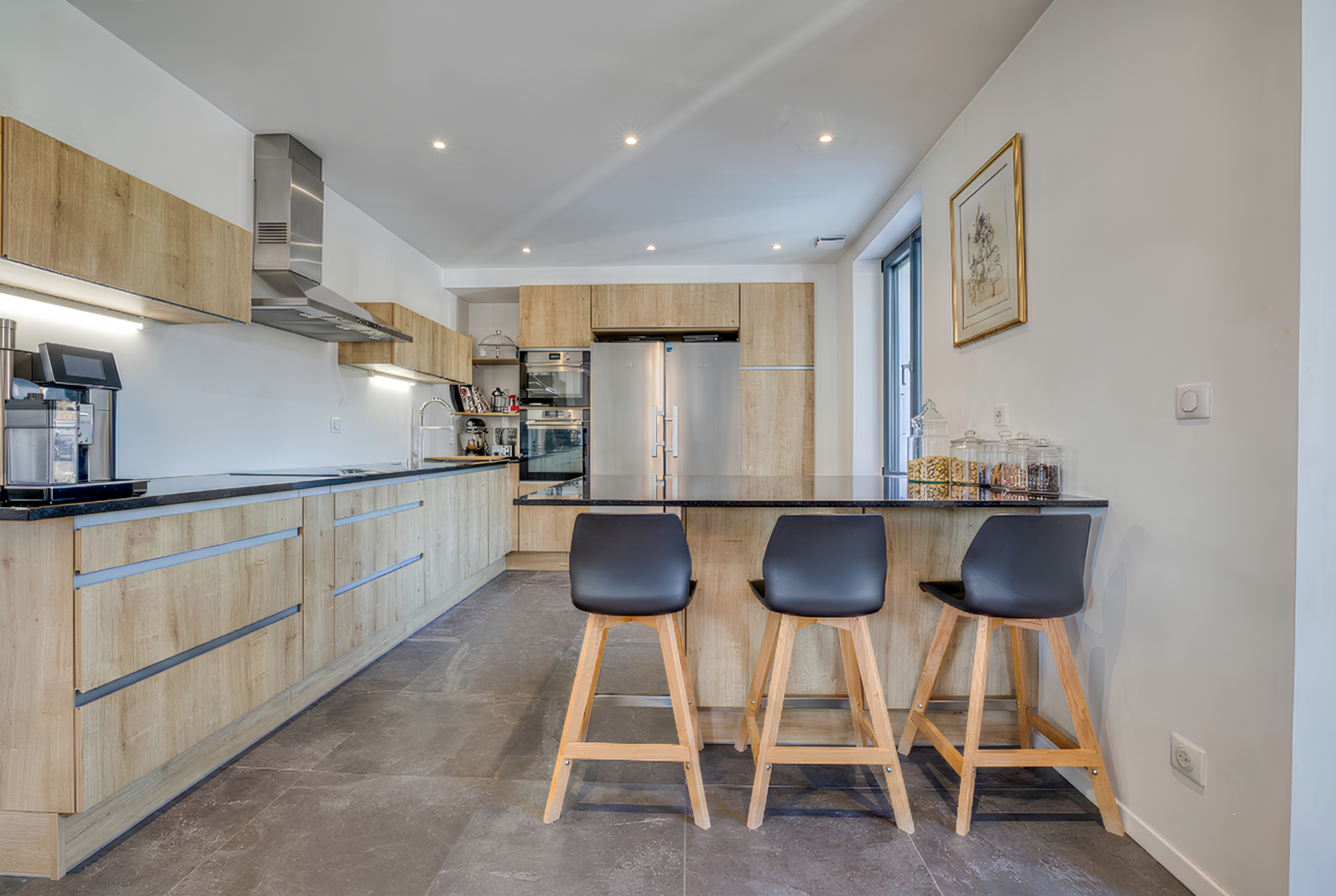 house 9 Rooms for sale on ANNECY LE VIEUX (74940)