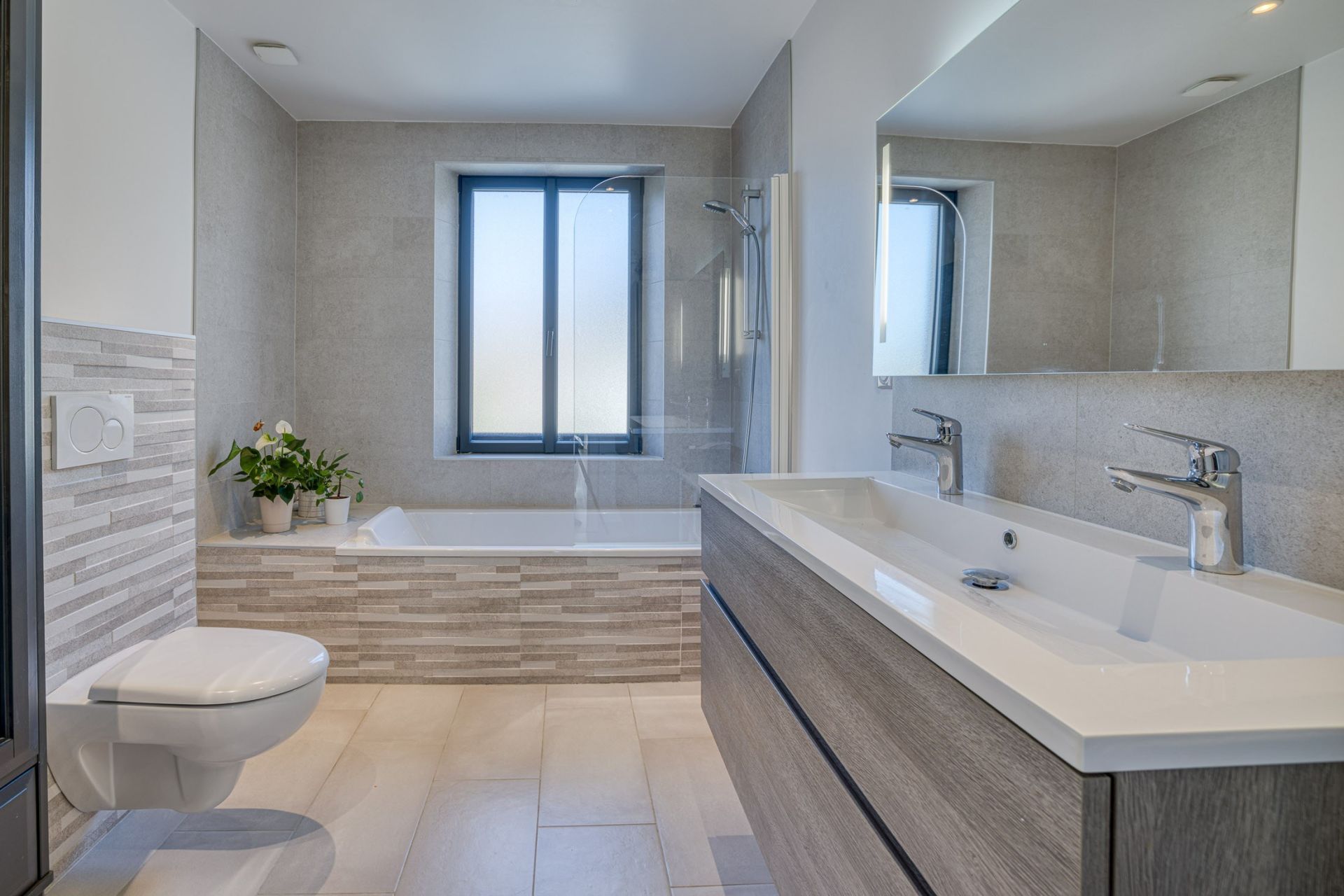 house 9 Rooms for sale on ANNECY LE VIEUX (74940)