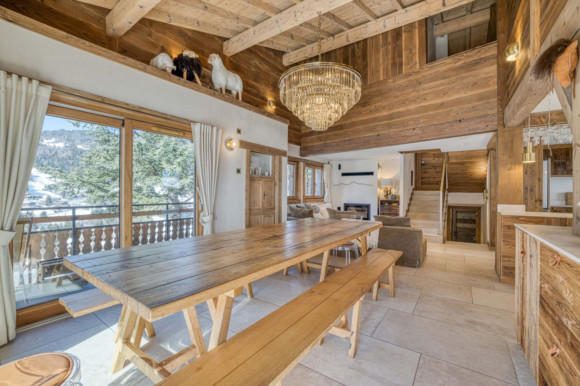 chalet 7 Rooms for sale on LA CLUSAZ (74220)
