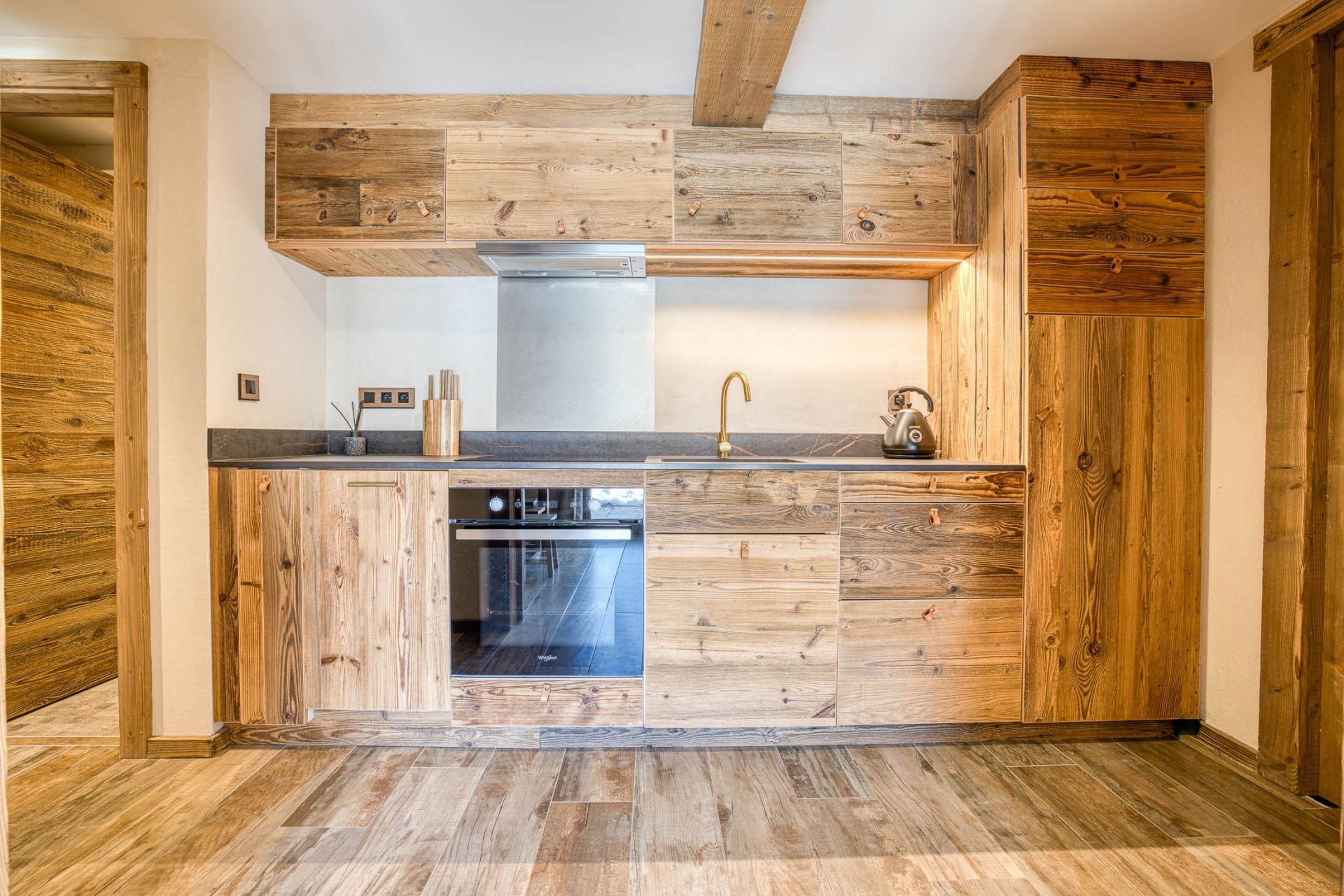 chalet 7 Rooms for sale on LA CLUSAZ (74220)