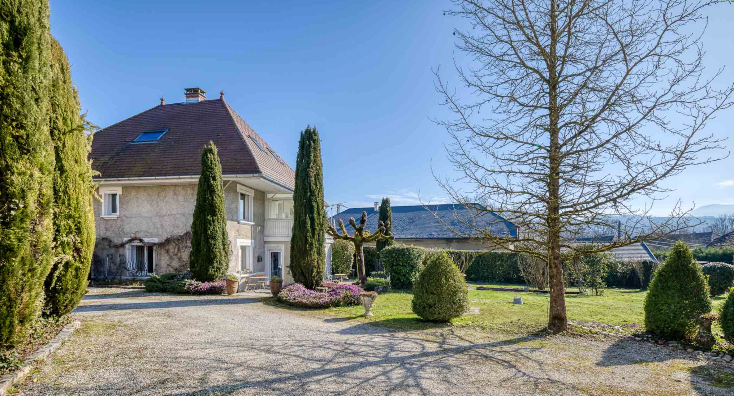 house 6 Rooms for sale on ALBENS (73410)
