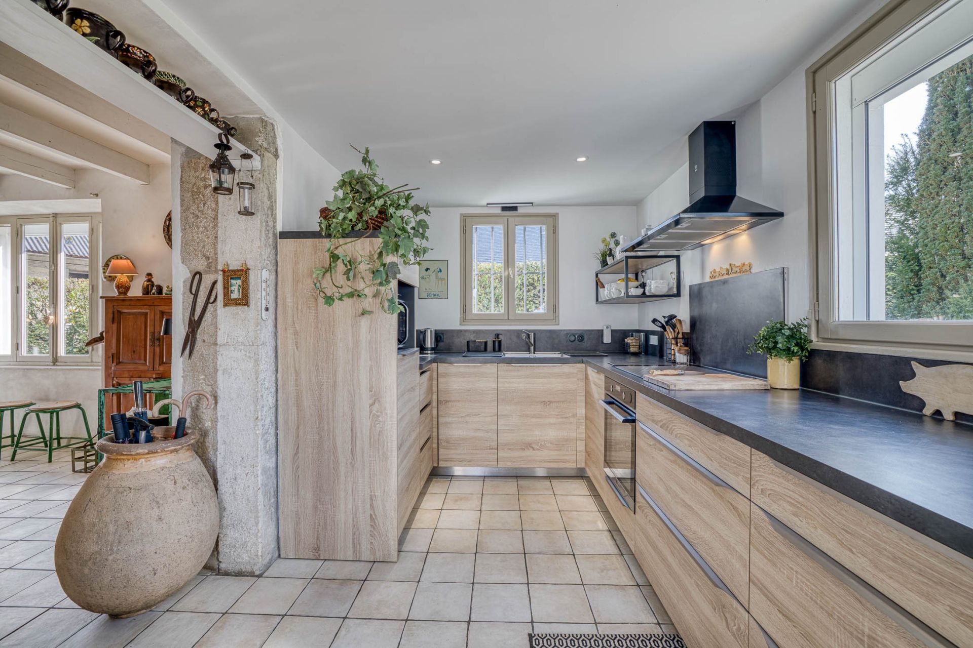 house 6 Rooms for sale on ALBENS (73410)