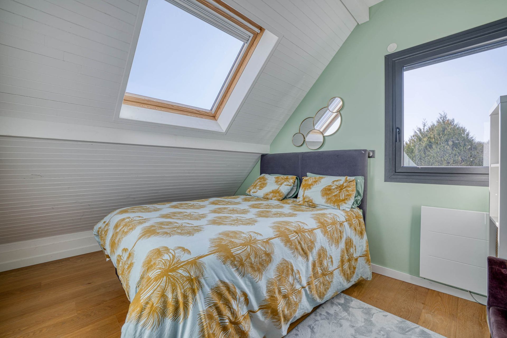 house 8 Rooms for sale on ANNECY (74370)