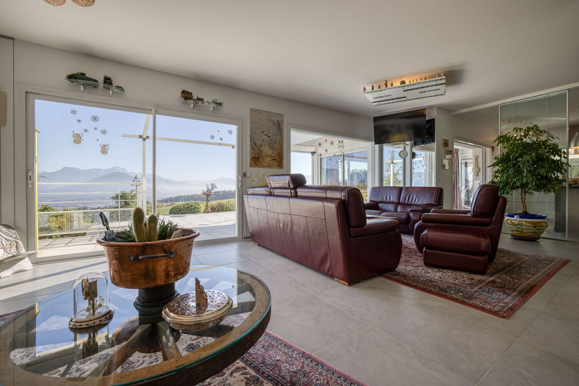 house 7 Rooms for sale on PRINGY (74370)