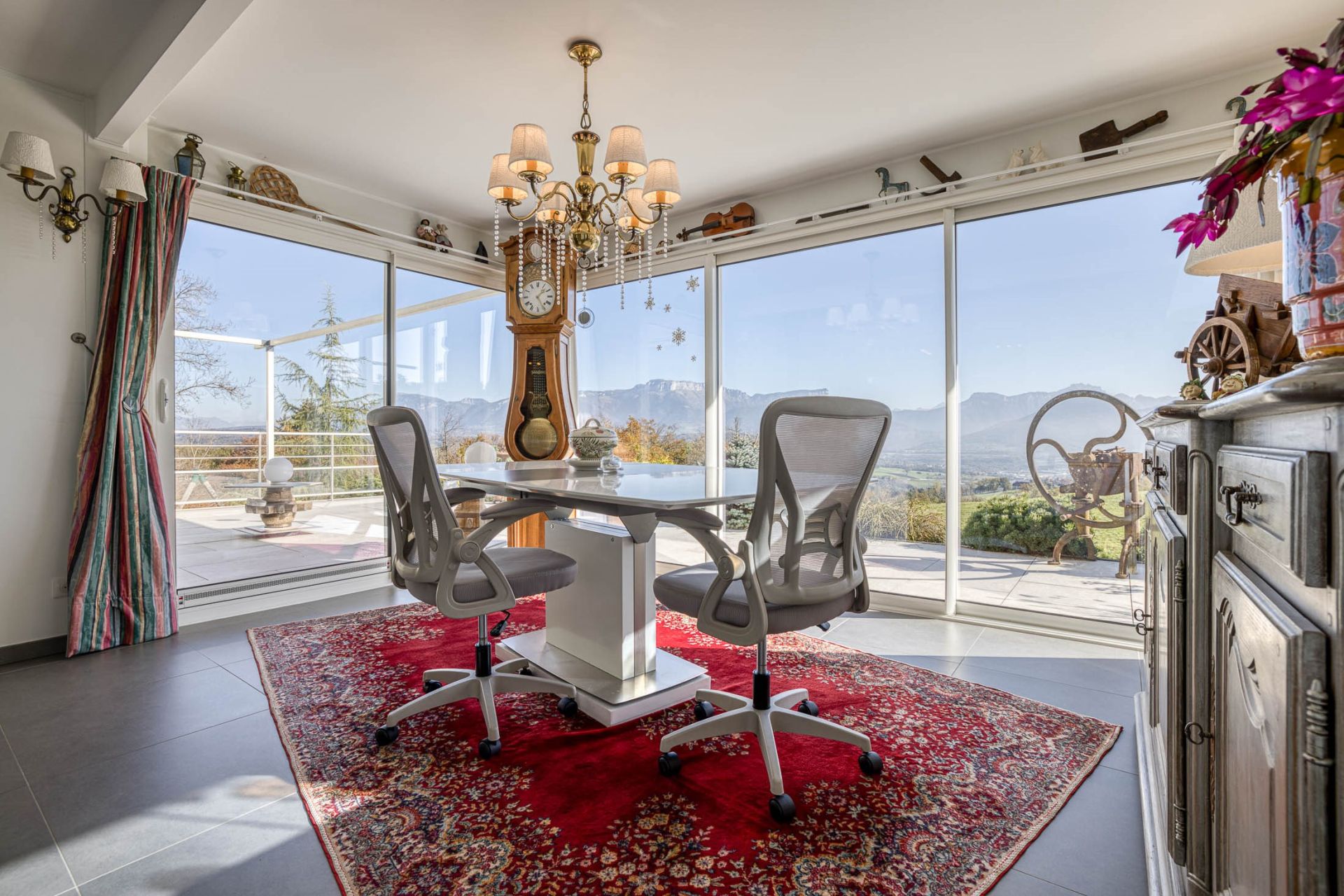 house 7 Rooms for sale on PRINGY (74370)