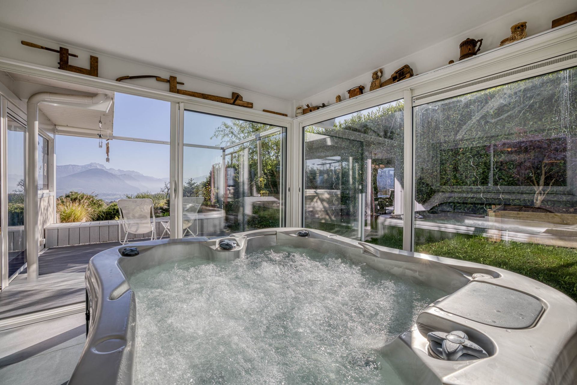 house 7 Rooms for sale on PRINGY (74370)
