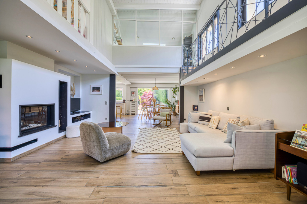 house 6 Rooms for sale on ANNECY LE VIEUX (74940)