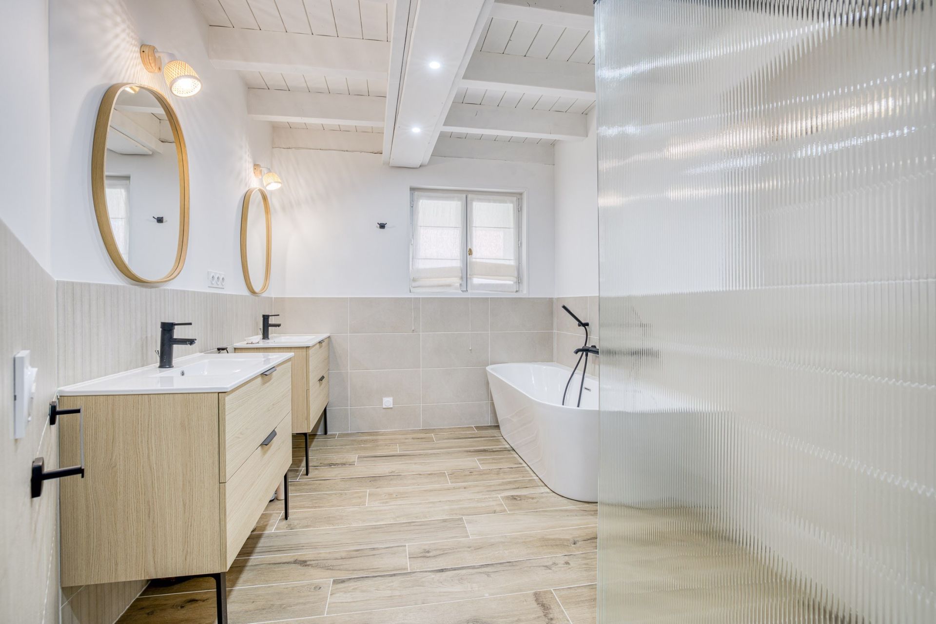 house 6 Rooms for sale on ANNECY LE VIEUX (74940)