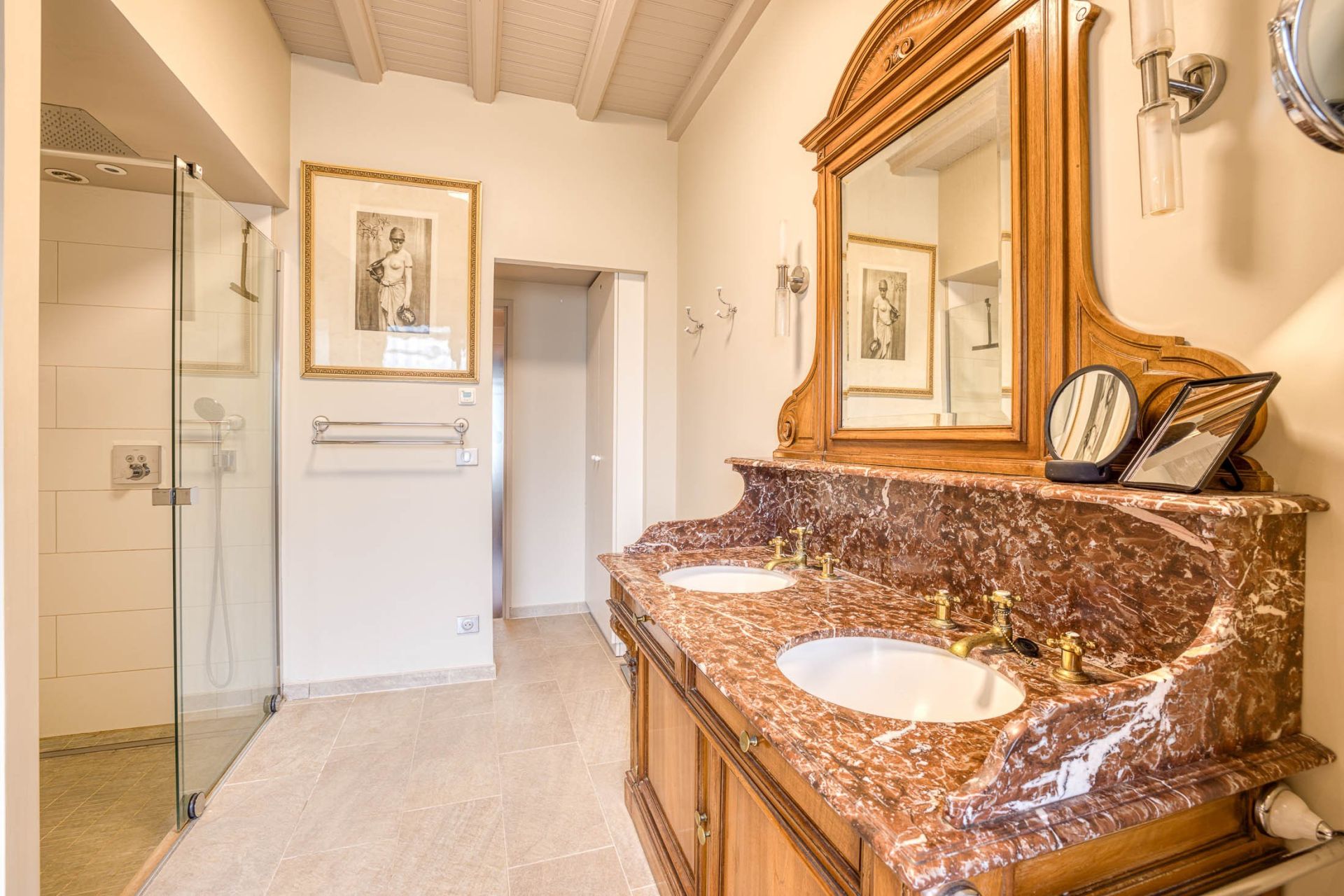 appartement 8 Pièces en vente sur VEYRIER DU LAC (74290)