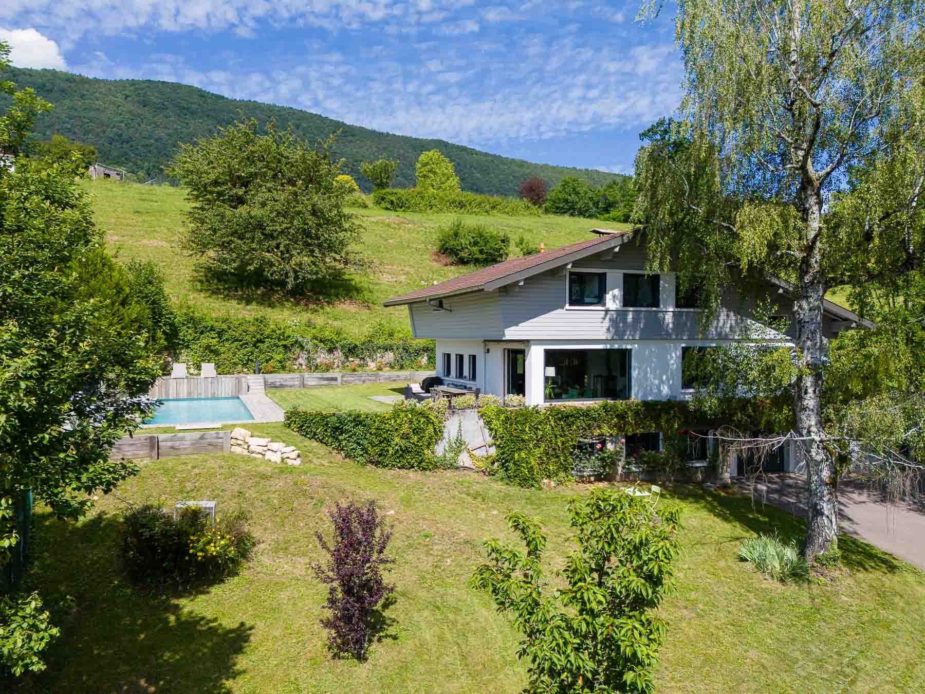 maison 7 Pièces en vente sur SEVRIER (74320)