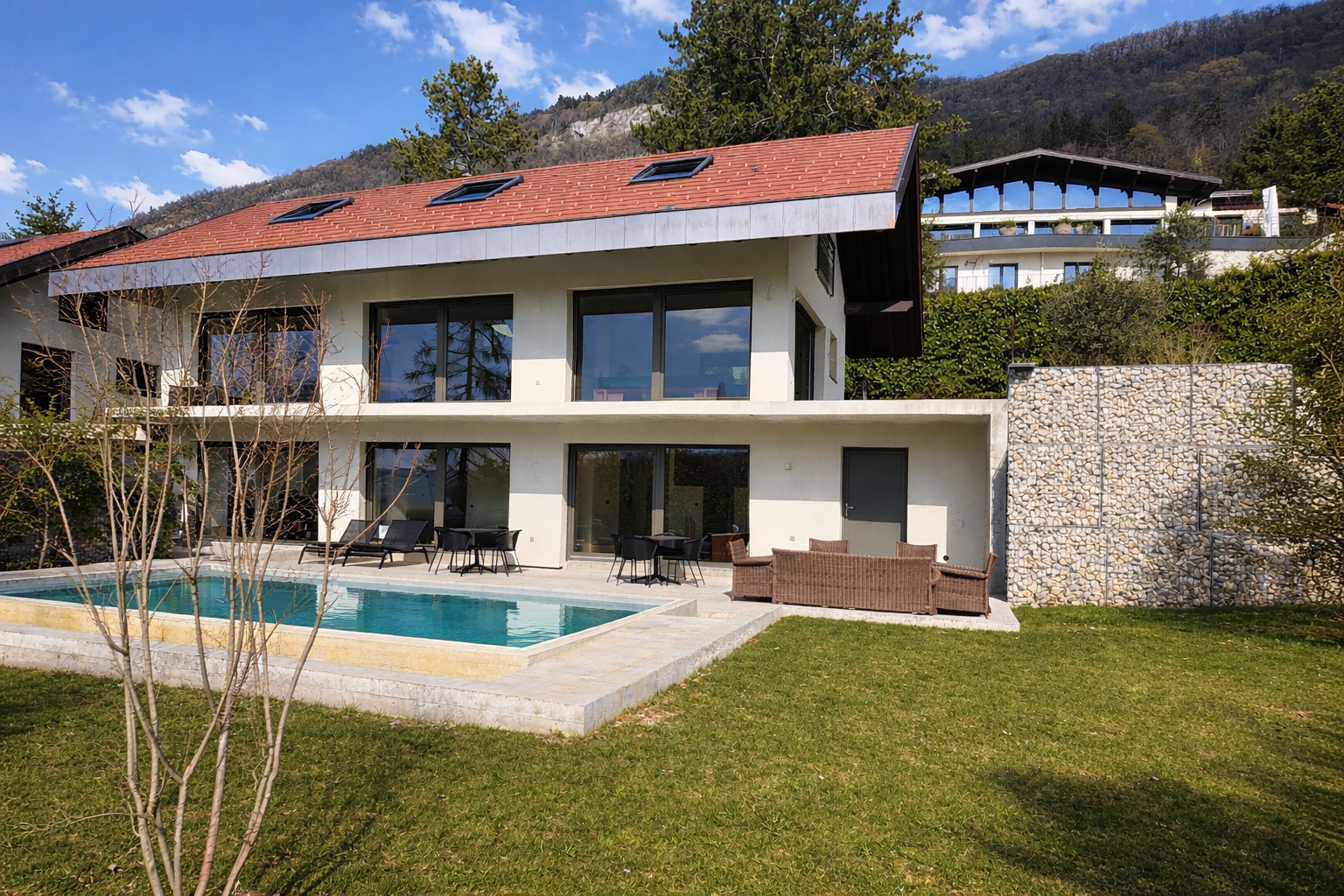 house 6 Rooms for sale on TALLOIRES (74290)