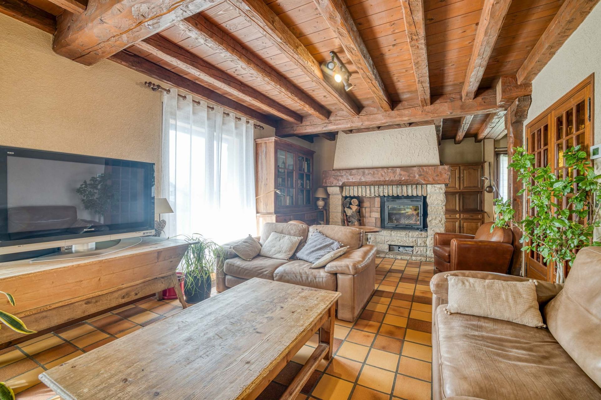 house 7 Rooms for sale on PRINGY (74370)