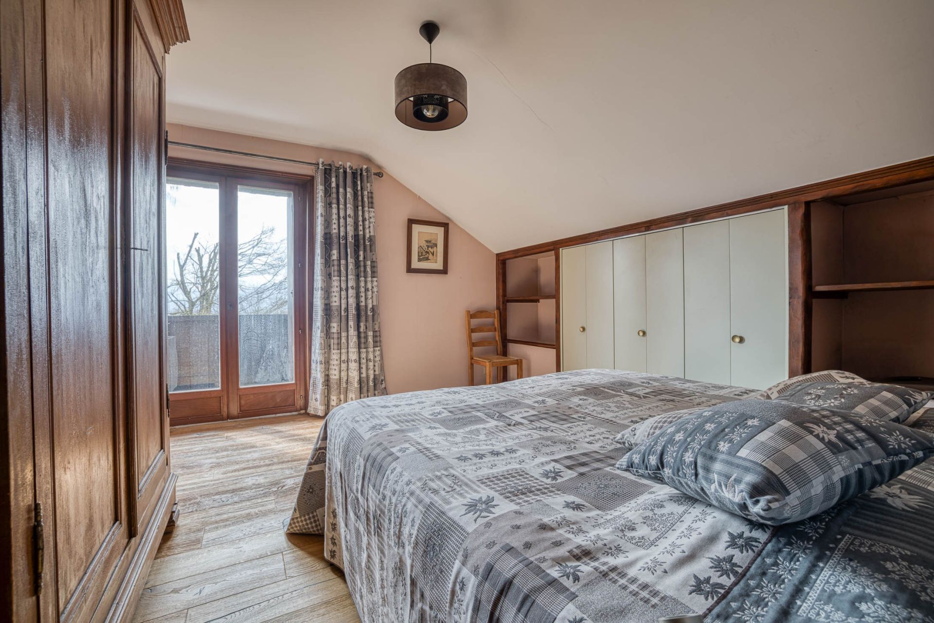 house 7 Rooms for sale on PRINGY (74370)