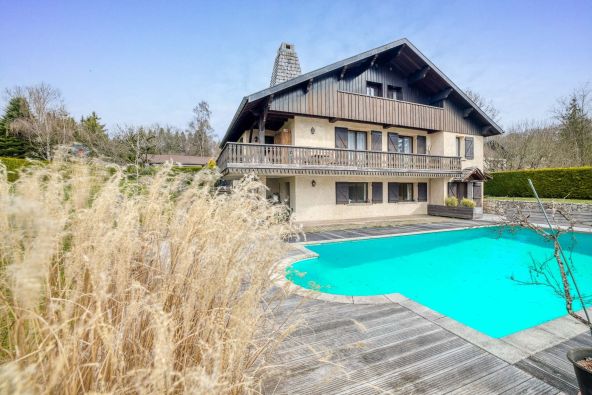Sale House Pringy 7&nbsp;Rooms 226&nbsp;m²