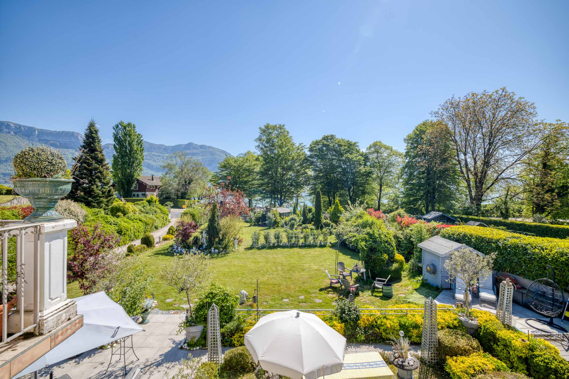 house 6 Rooms for sale on SEVRIER (74320)