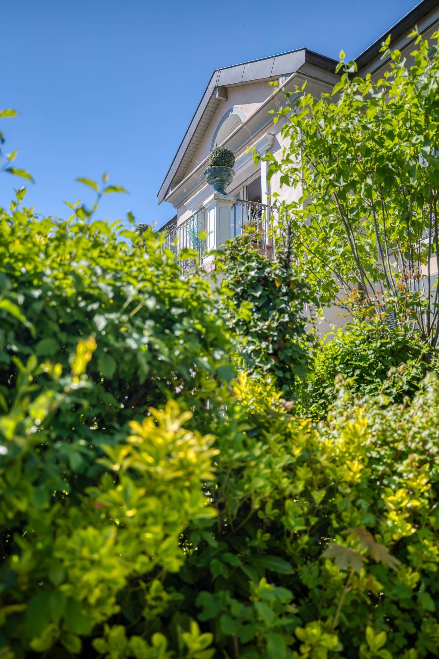 house 6 Rooms for sale on SEVRIER (74320)